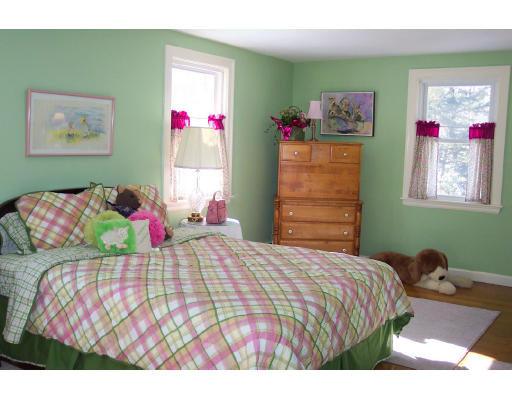 35 3 Ponds Road Wayland, MA 01778 - Photo 17 of 24