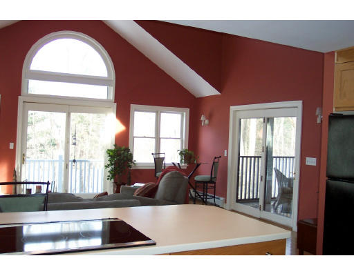 35 3 Ponds Road Wayland, MA 01778 - Photo 4 of 24