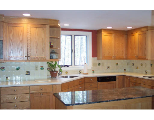 35 3 Ponds Road Wayland, MA 01778 - Photo 6 of 24