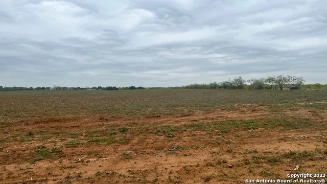 $99,999 | 205 North Dairy Road, Pleasanton, TX 78064