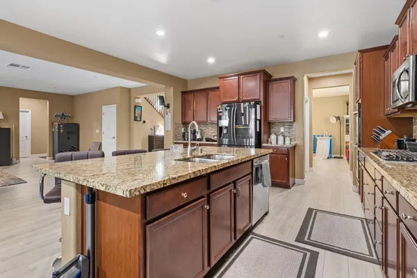 $960,000 | 2317 Mathar Drive, Manteca, CA 95337