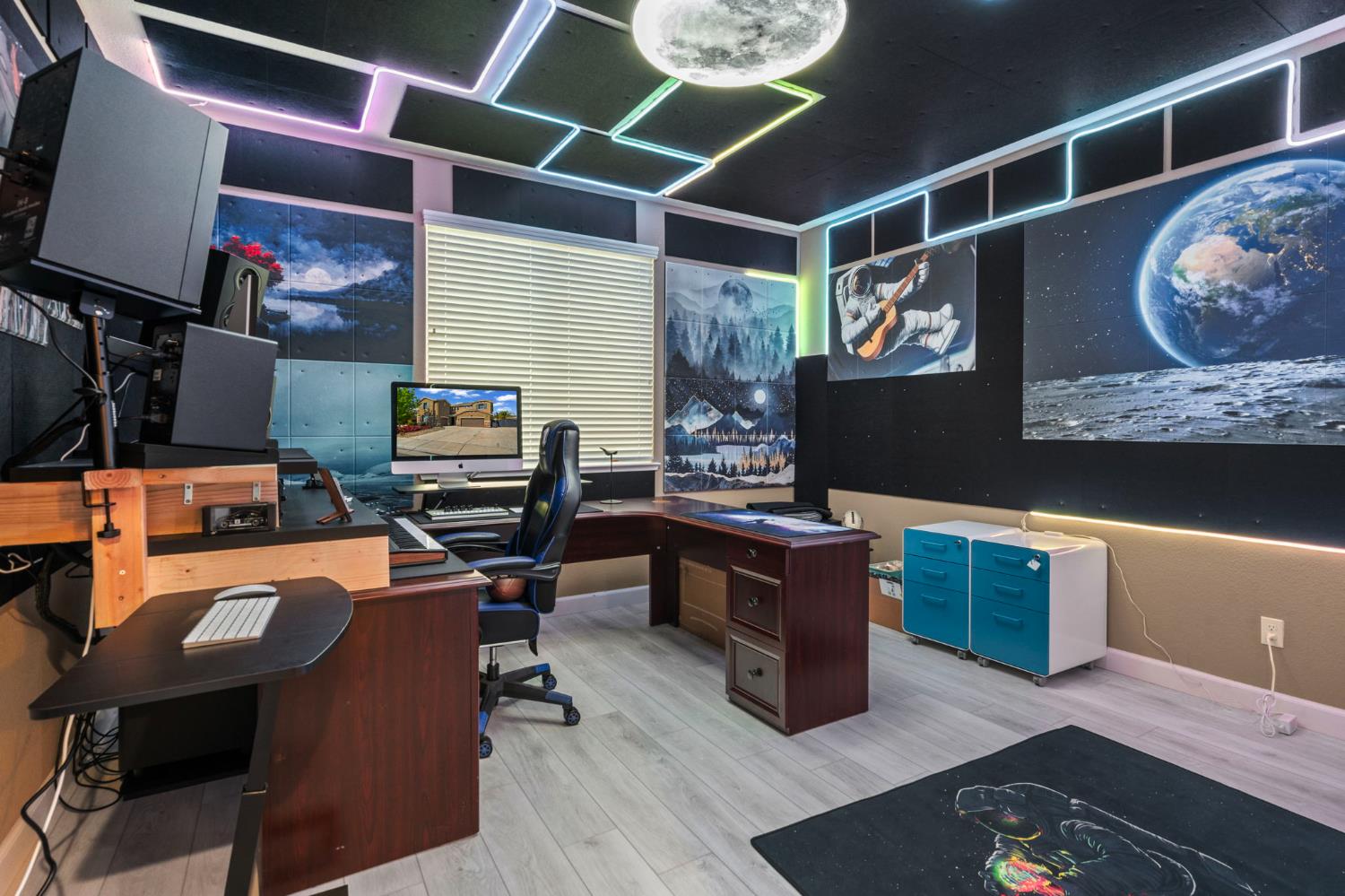 2317 Mathar Drive Manteca, CA 95337 - Photo 23 of 48 a room with furniture