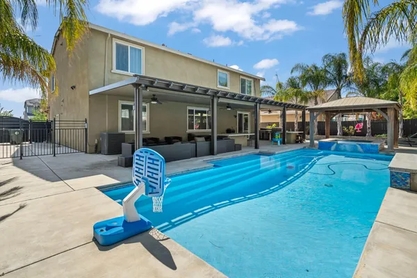 $960,000 | 2317 Mathar Drive, Manteca, CA 95337