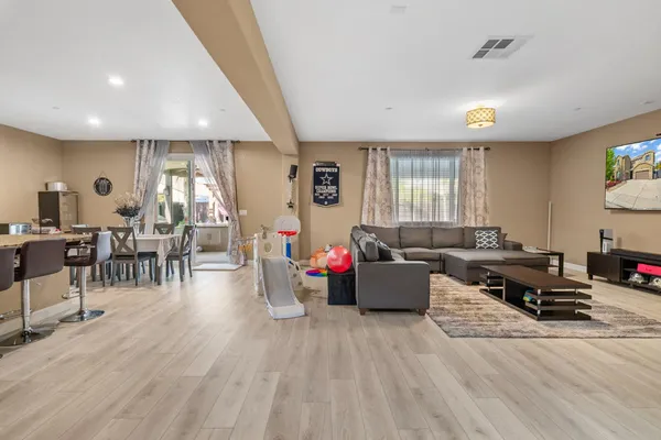 $960,000 | 2317 Mathar Drive, Manteca, CA 95337