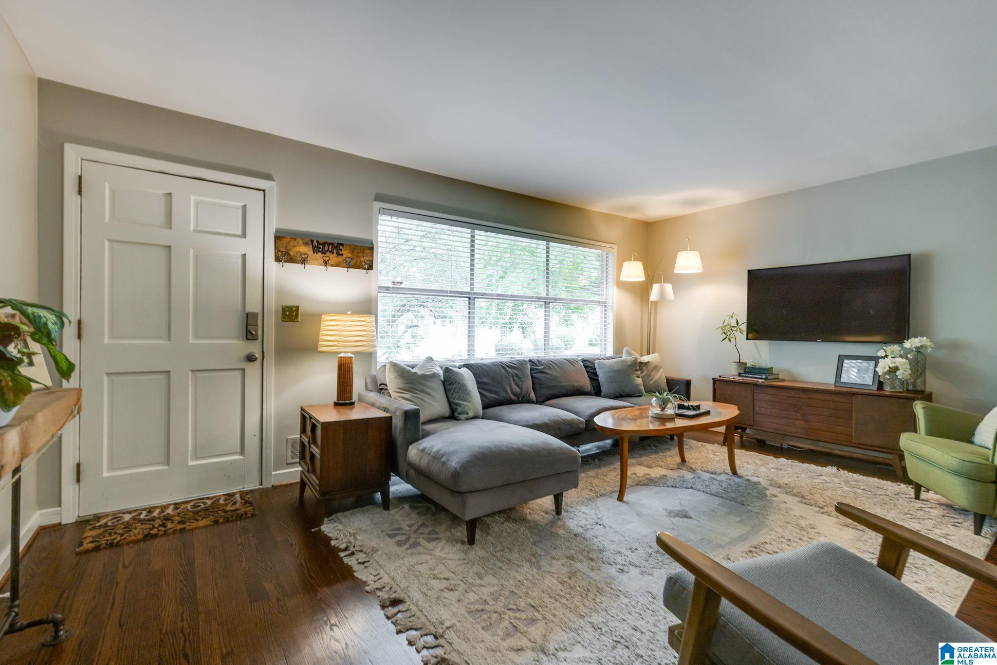 1082 Columbiana Road Birmingham, AL 35209 - Photo 8 of 32