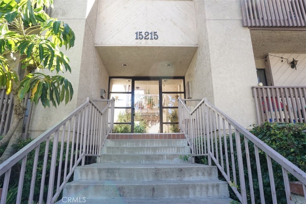 15215 West Magnolia Blvd Unit 117