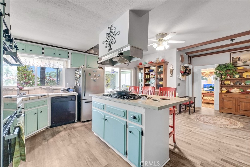 239 East 7th Street Perris, CA 92570 - Photo 13 of 38