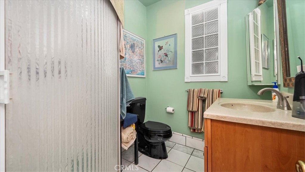 239 East 7th Street Perris, CA 92570 - Photo 16 of 38