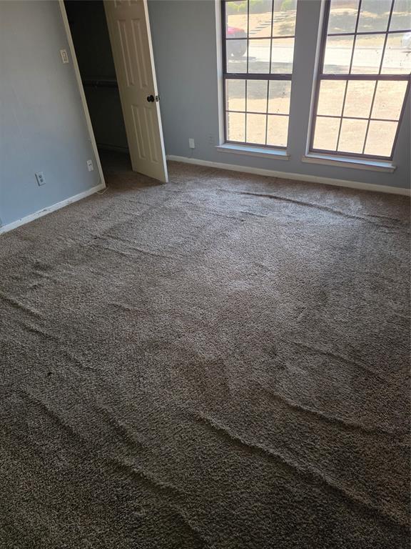 405 Raintree Circle DeSoto, TX 75115 - Photo 10 of 27 Gallery Image 10