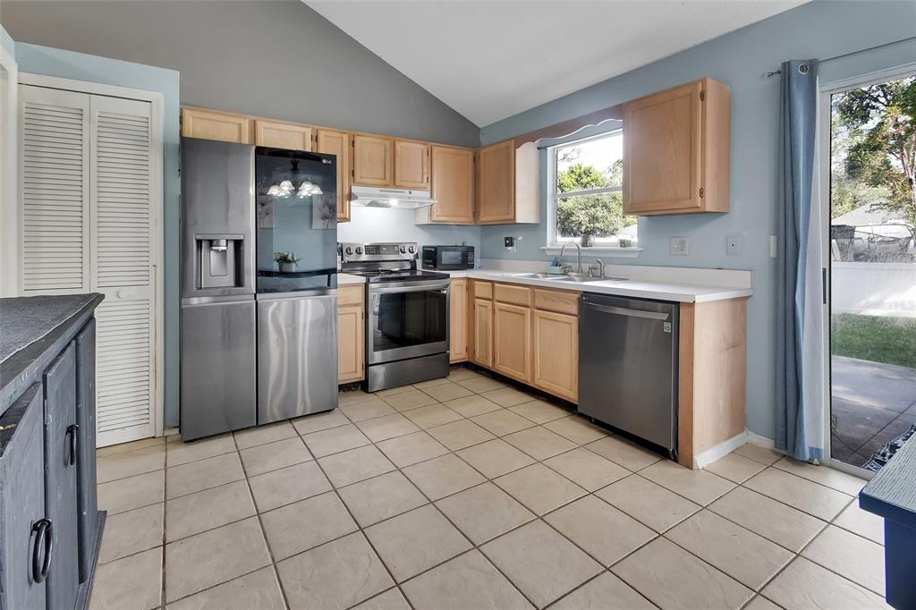 2323 West Magnolia Road DeLand, FL 32724 - Photo 9 of 26 Gallery Image 9