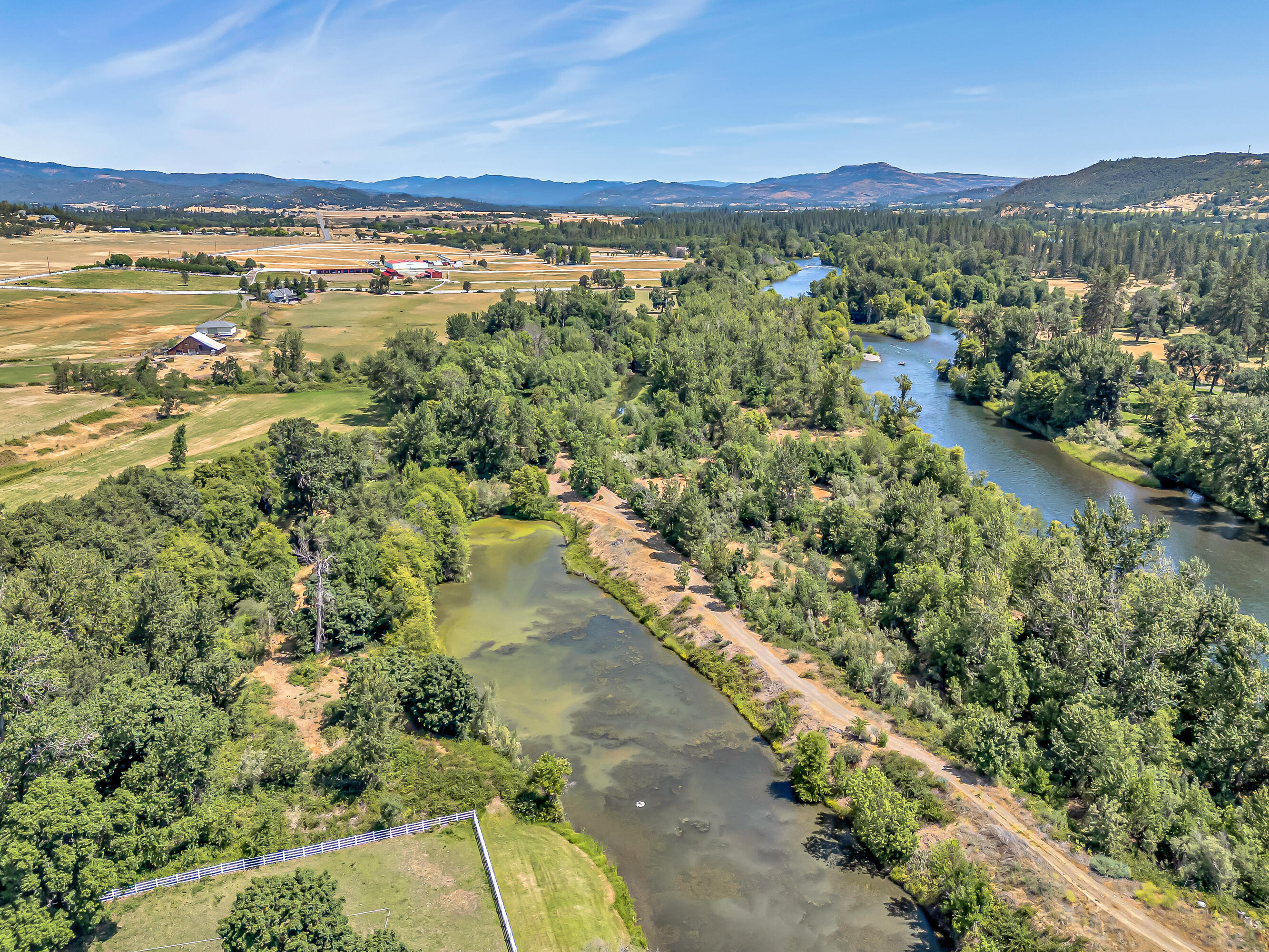 11322 Modoc Road White City, OR 97503 - Photo 43 of 53