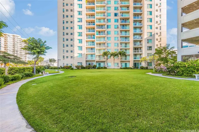 $630,000 | 215 North King Street, Unit 1511, Honolulu, HI 96817