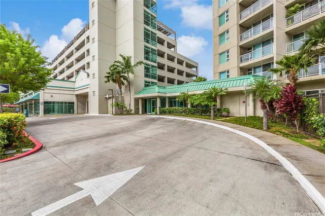$630,000 | 215 North King Street, Unit 1511, Honolulu, HI 96817