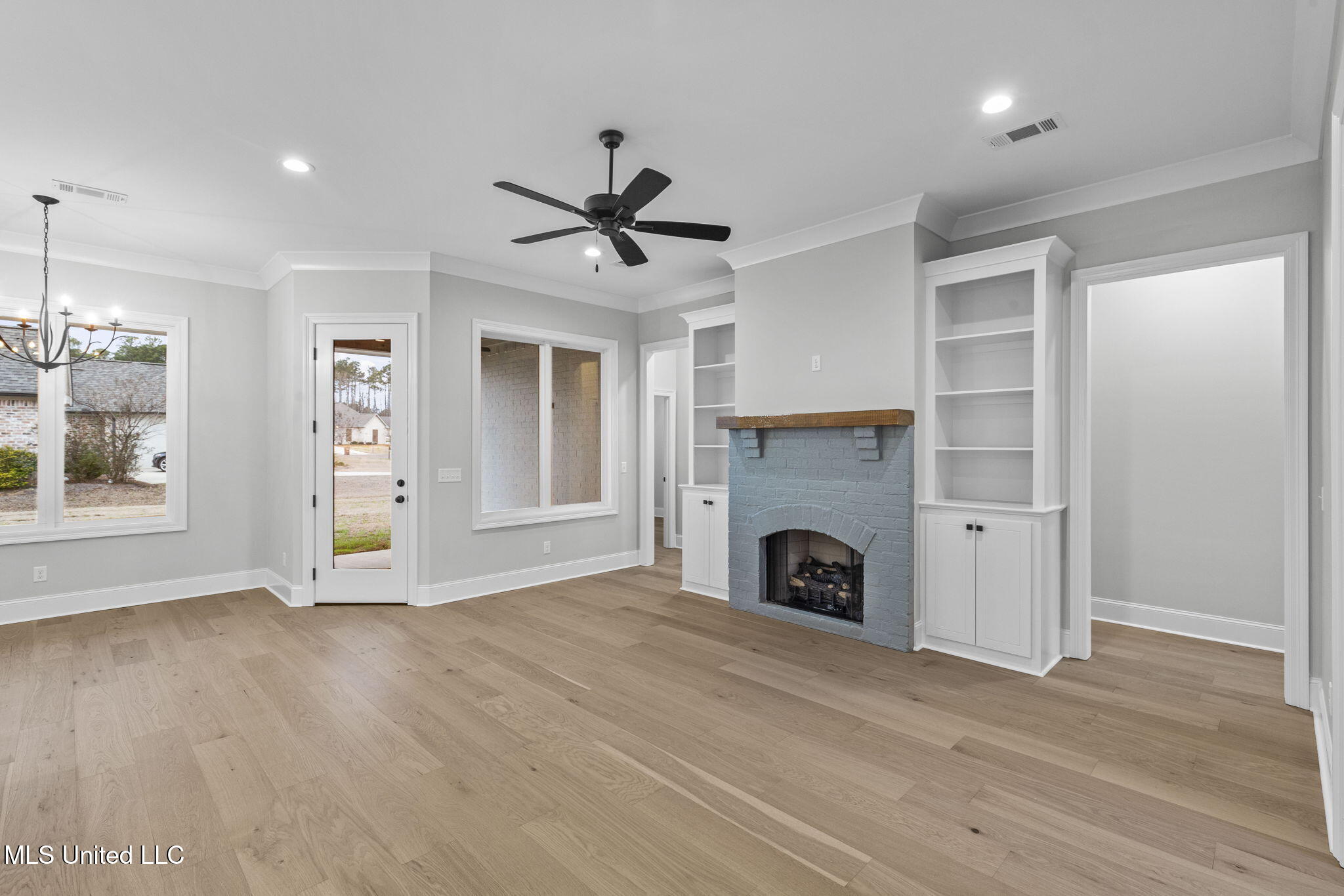 744 Bearing Way Brandon, MS 39047 - Photo 9 of 64 9-web-or-mls-744 Bearing Way-9