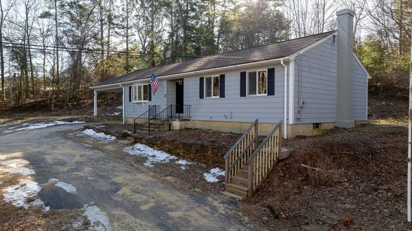 $419,900 | 28 Long Hill Road, Brookfield, MA 01506