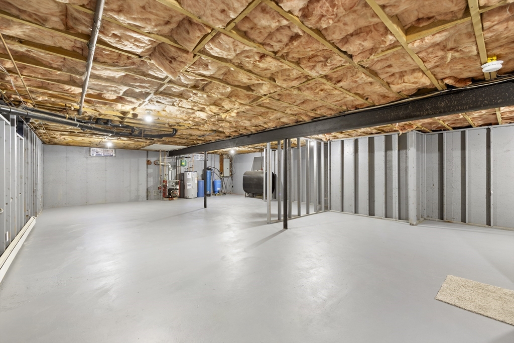 28 Long Hill Road Brookfield, MA 01506 - Photo 24 of 40