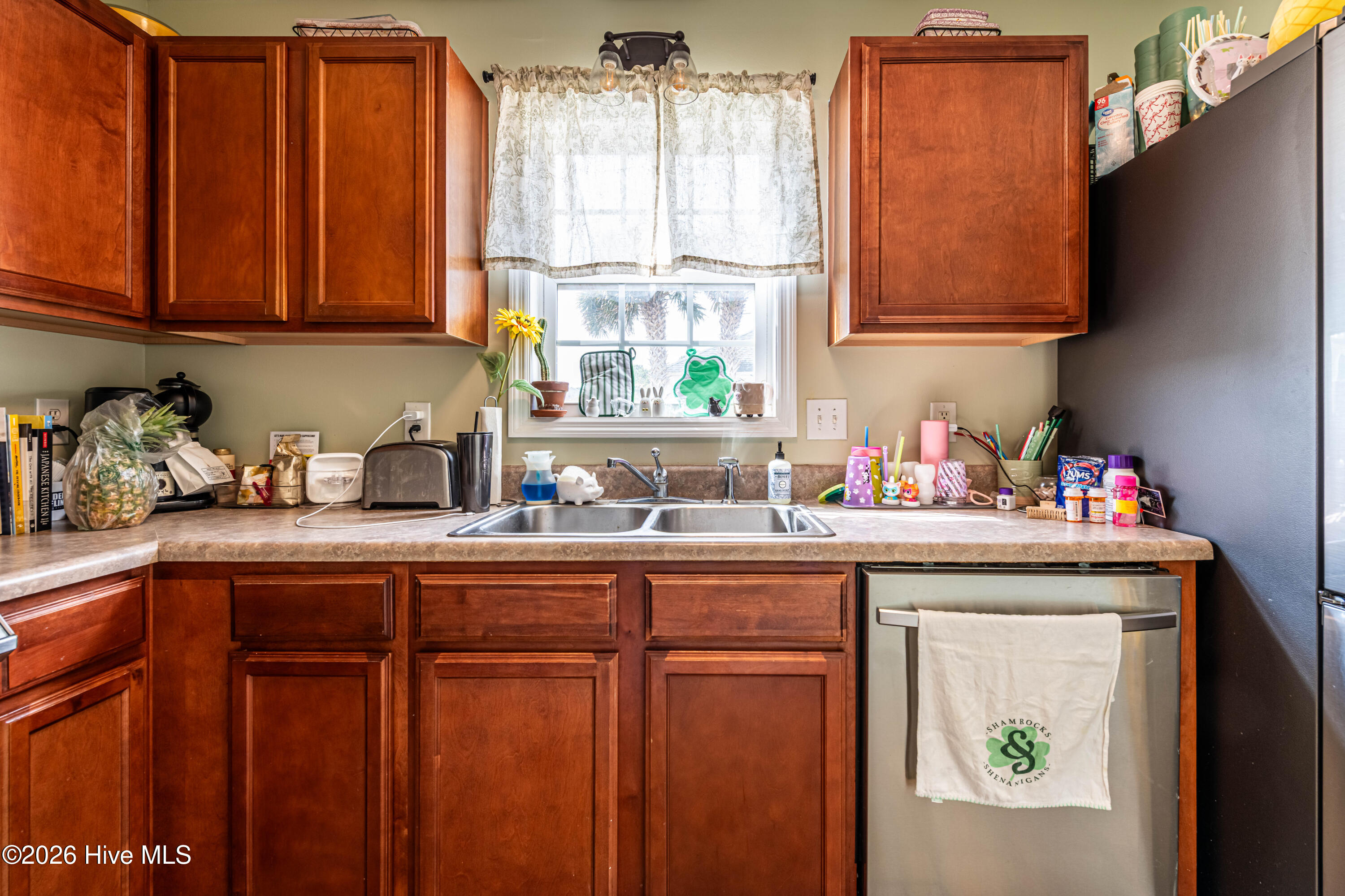 161 Kelly Circle Hubert, NC 28539 - Photo 11 of 39 Kitchen