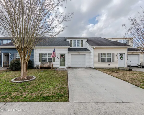 $234,950 | 161 Kelly Circle, Hubert, NC 28539