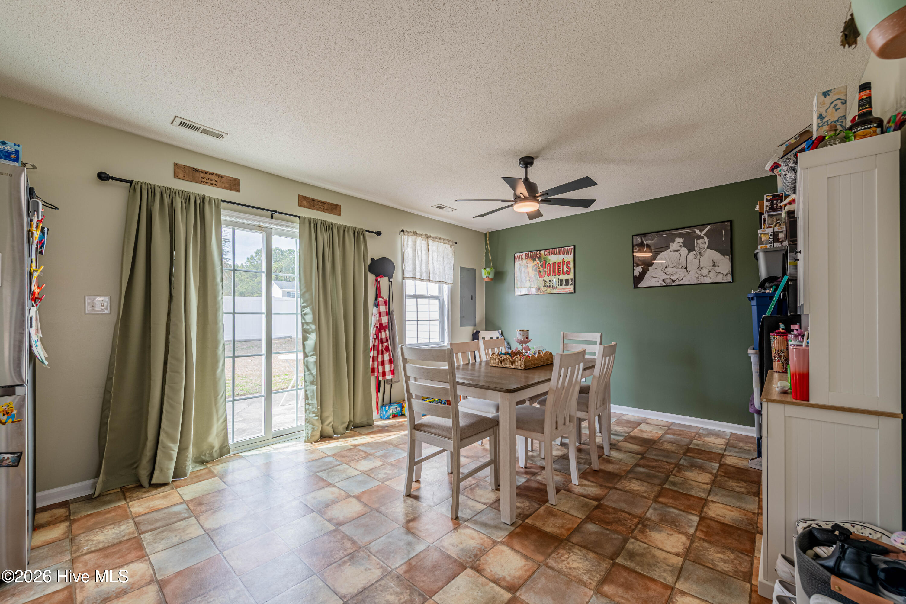 161 Kelly Circle Hubert, NC 28539 - Photo 6 of 39 161 Kelly Circle, Hubert, NC