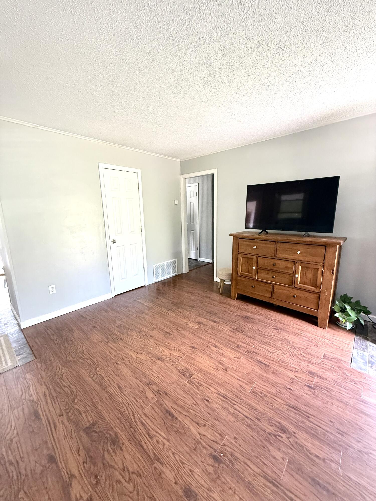 7073 Old Mitchell Road Mitchell, GA 30820 - Photo 5 of 17 IMG_2808