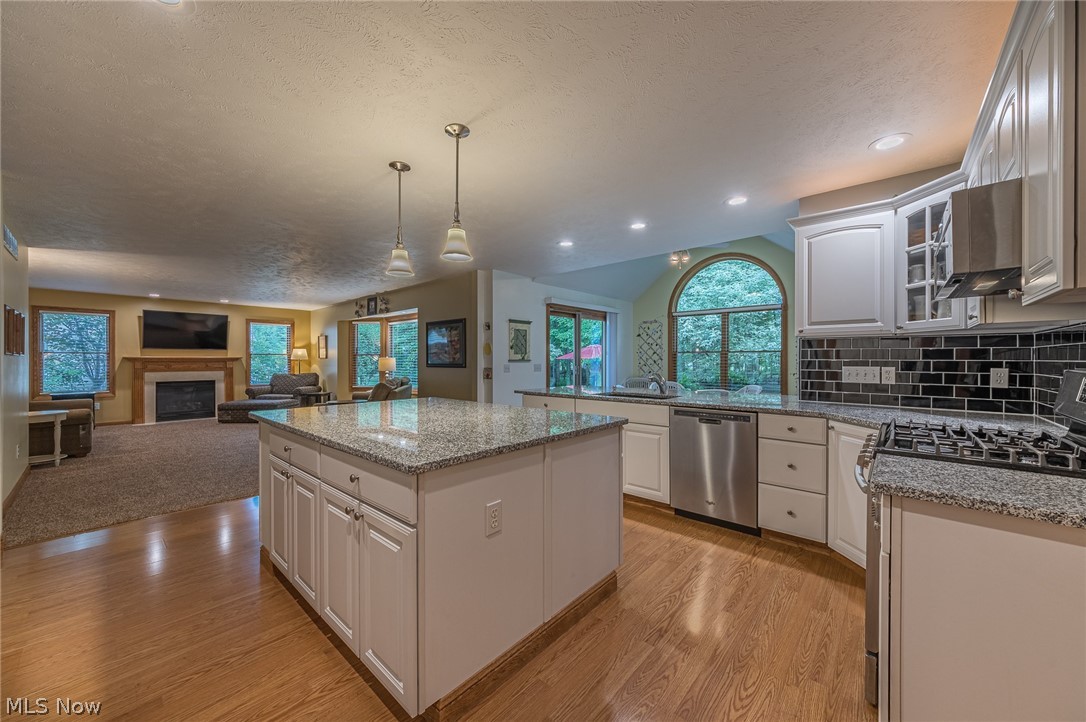 38710 Bell Road Willoughby, OH 44094 - Photo 7 of 35 Gallery Image 7