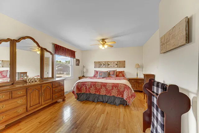 $349,925 | 1005 Hanover Lane, Dyer, IN 46311