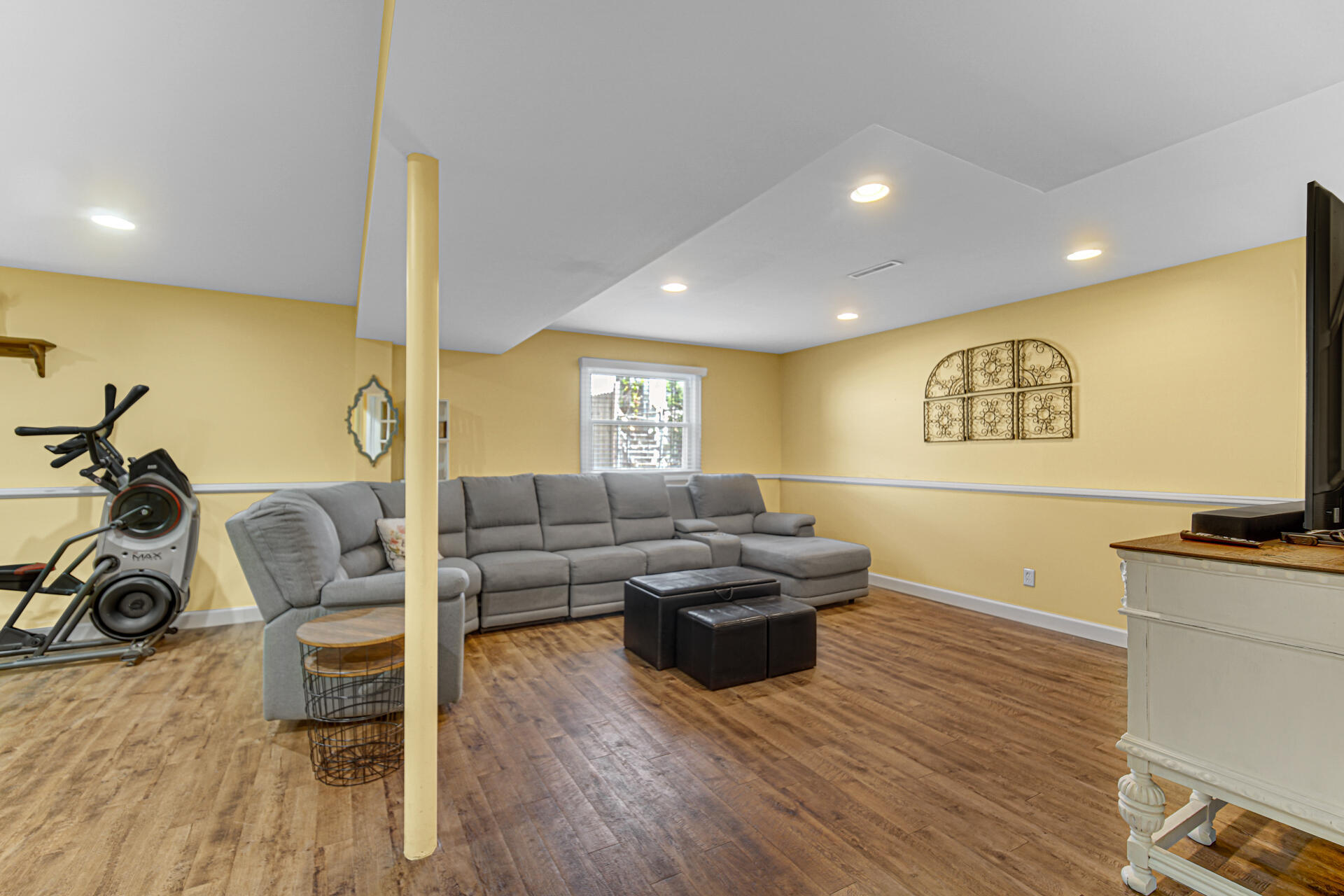 1005 Hanover Lane Dyer, IN 46311 - Photo 17 of 30 1920x1280