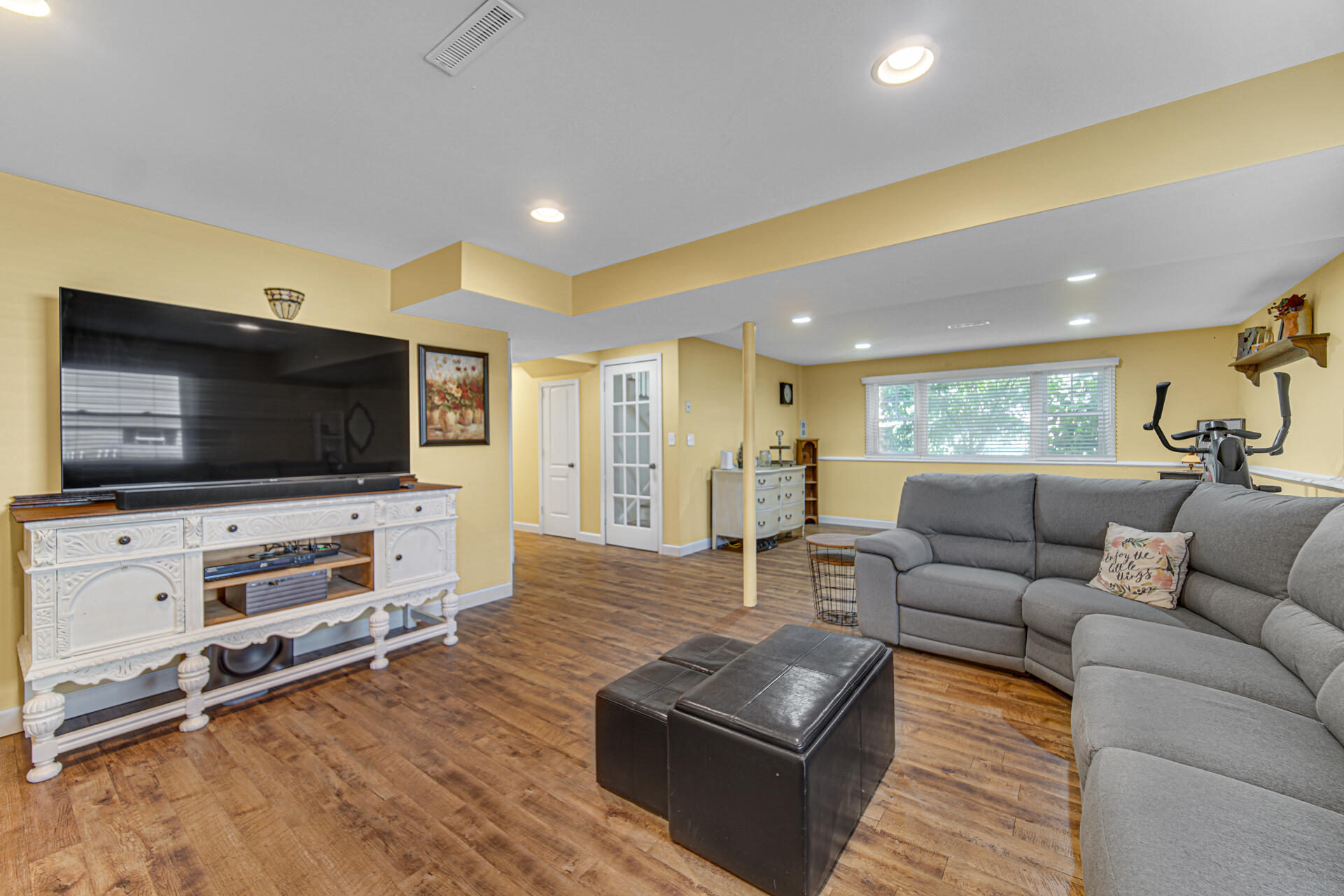 1005 Hanover Lane Dyer, IN 46311 - Photo 18 of 30 1920x1280