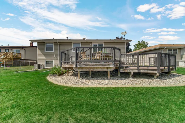 $349,925 | 1005 Hanover Lane, Dyer, IN 46311