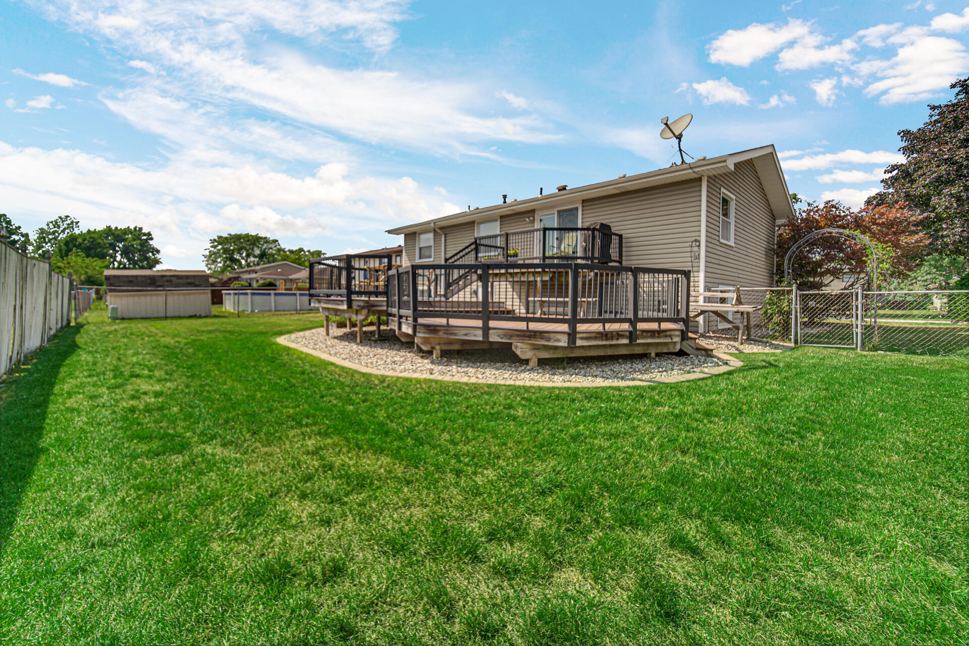 1005 Hanover Lane Dyer, IN 46311 - Photo 29 of 30 1920x1280