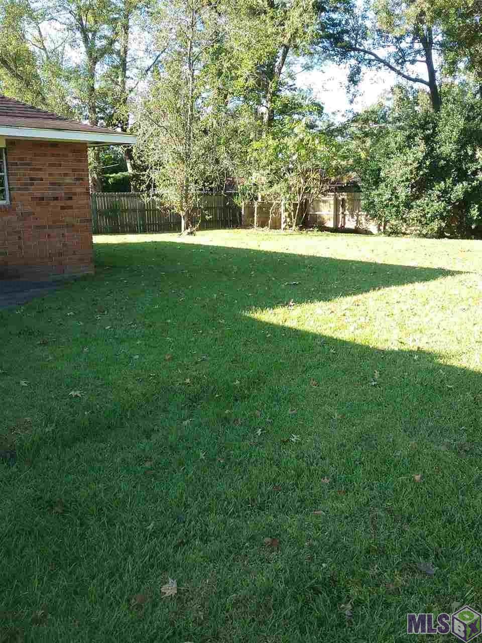 9251 Wild Valley Road Baton Rouge, LA 70810 - Photo 8 of 9 Backyard