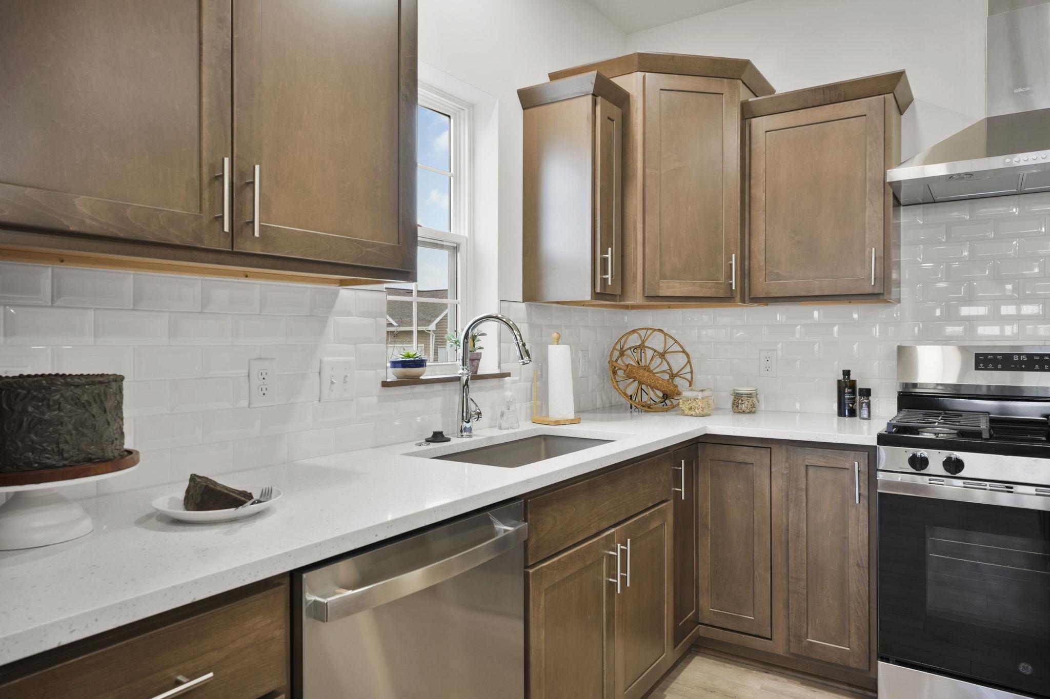 27 Windflower Way Mount Horeb, WI 53572 - Photo 17 of 45