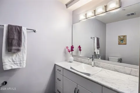 $525,000 | 7161 East Rancho Vista Drive, Unit 2008, Scottsdale, AZ 85251