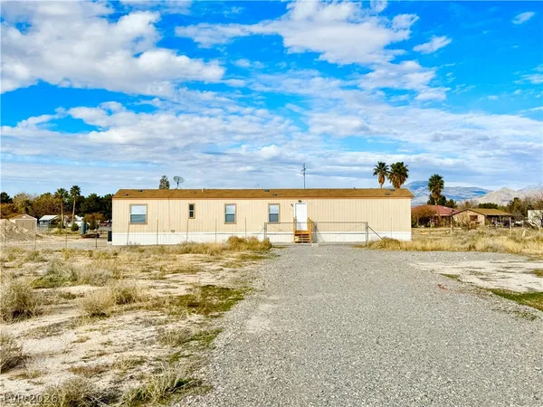 $1,350 | 4210 East Cheyenne Way, Pahrump, NV 89061