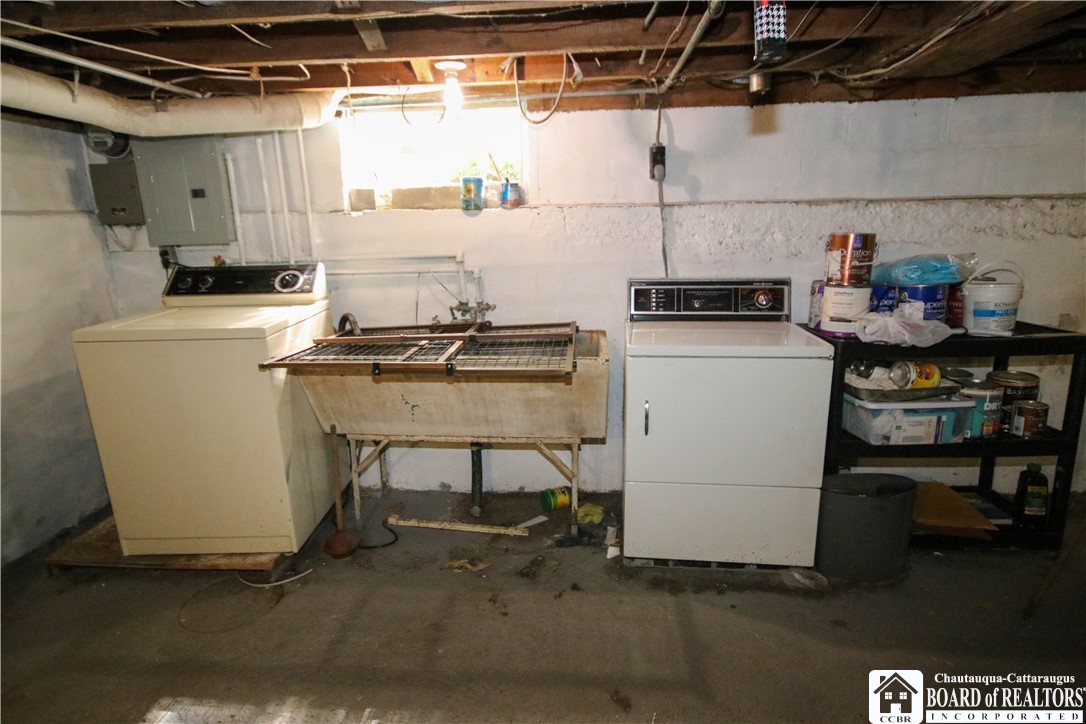 85 Dearborn Street Jamestown, NY 14701 - Photo 17 of 24