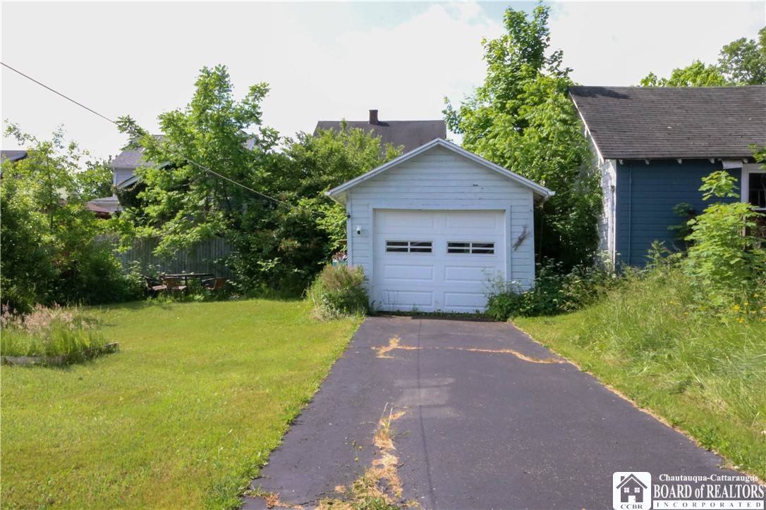 85 Dearborn Street Jamestown, NY 14701 - Photo 20 of 24