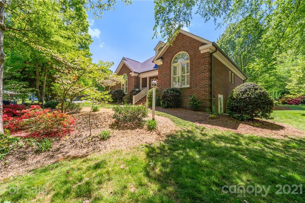 610 Peacehaven Road Kannapolis, NC 28083 - Photo 3 of 38 Gallery Image 3