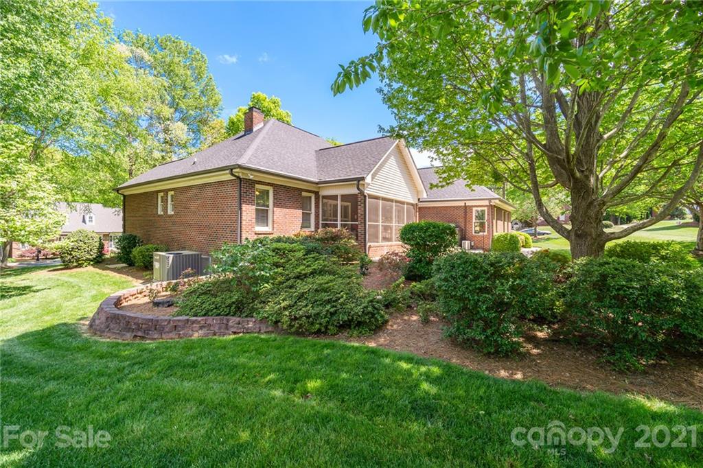 610 Peacehaven Road Kannapolis, NC 28083 - Photo 5 of 38 Gallery Image 5