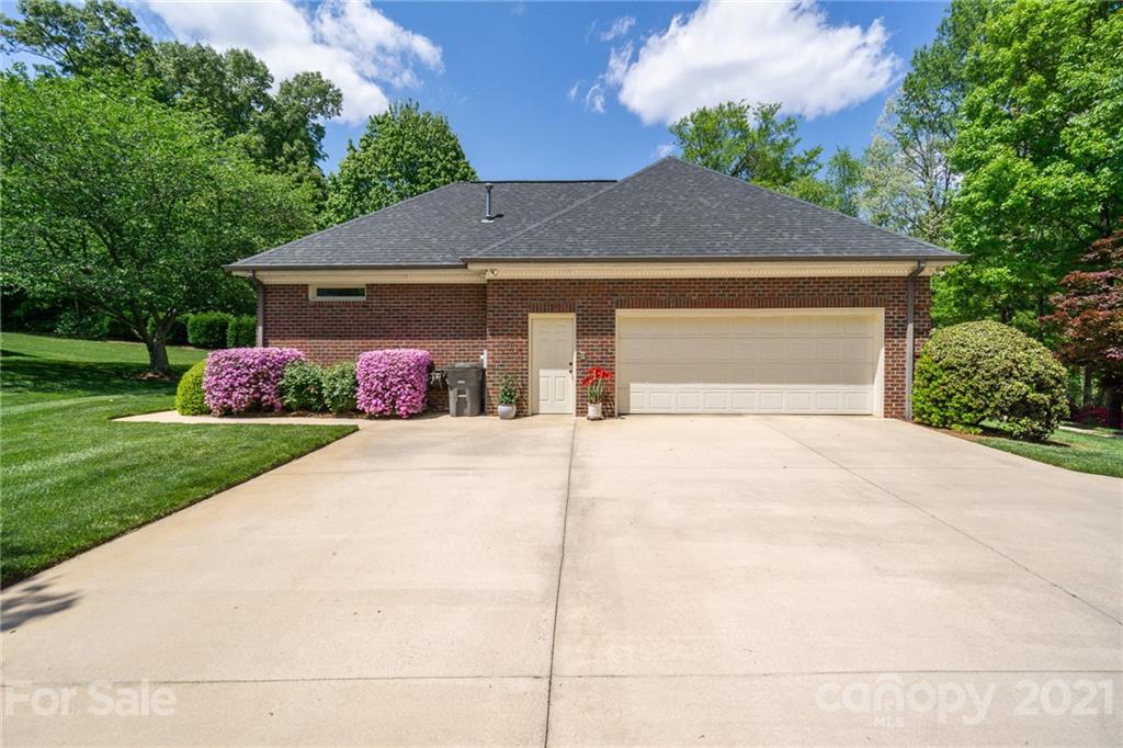 610 Peacehaven Road Kannapolis, NC 28083 - Photo 7 of 38 Gallery Image 7