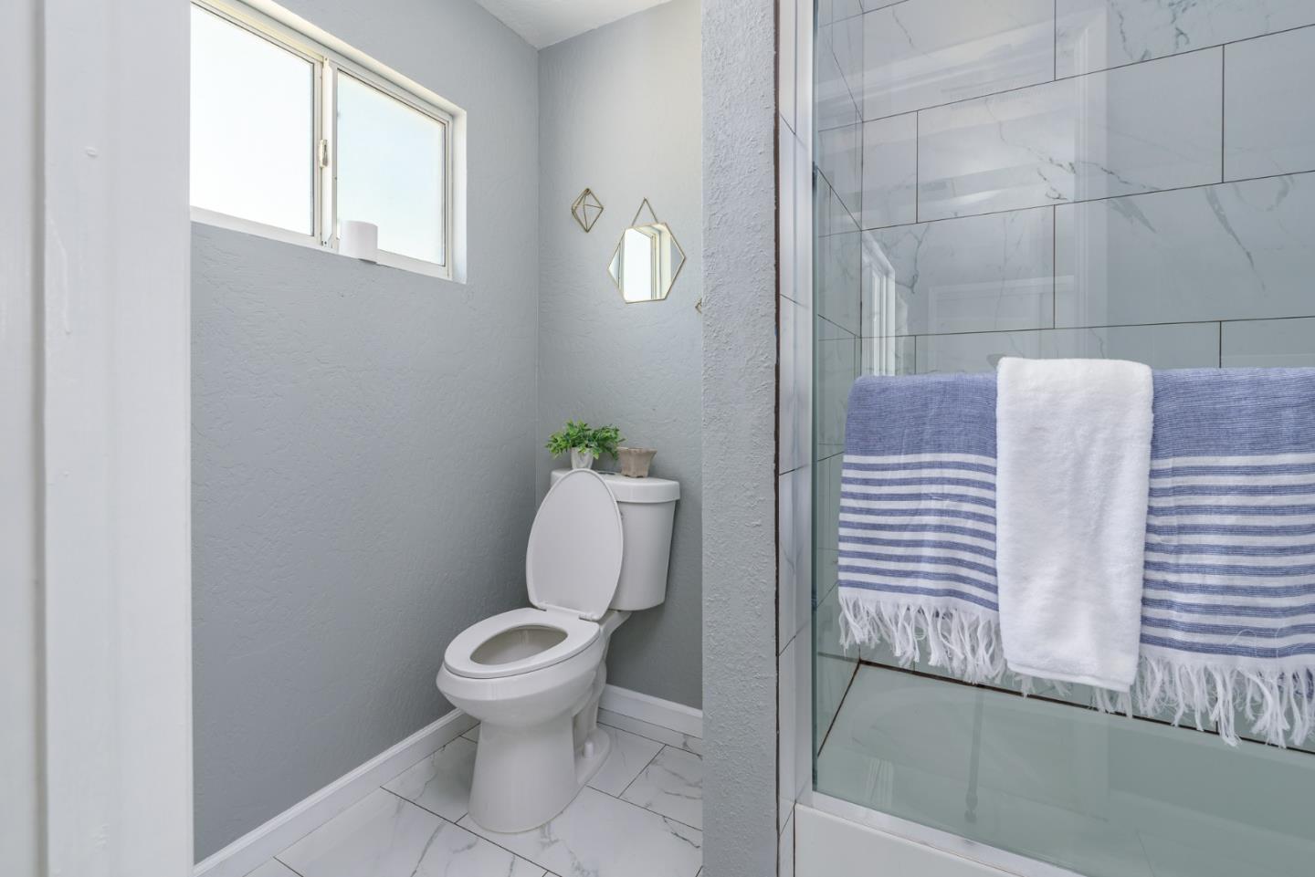 1400 Ritsch Lane Modesto, CA 95351 - Photo 12 of 27 Gallery Image 12