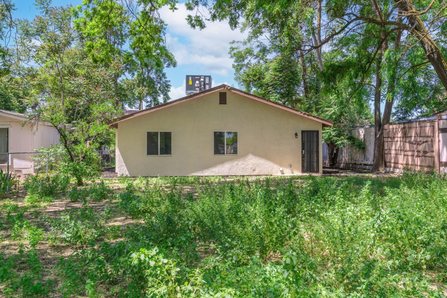 1400 Ritsch Lane Modesto, CA 95351 - Photo 19 of 27 Gallery Image 19