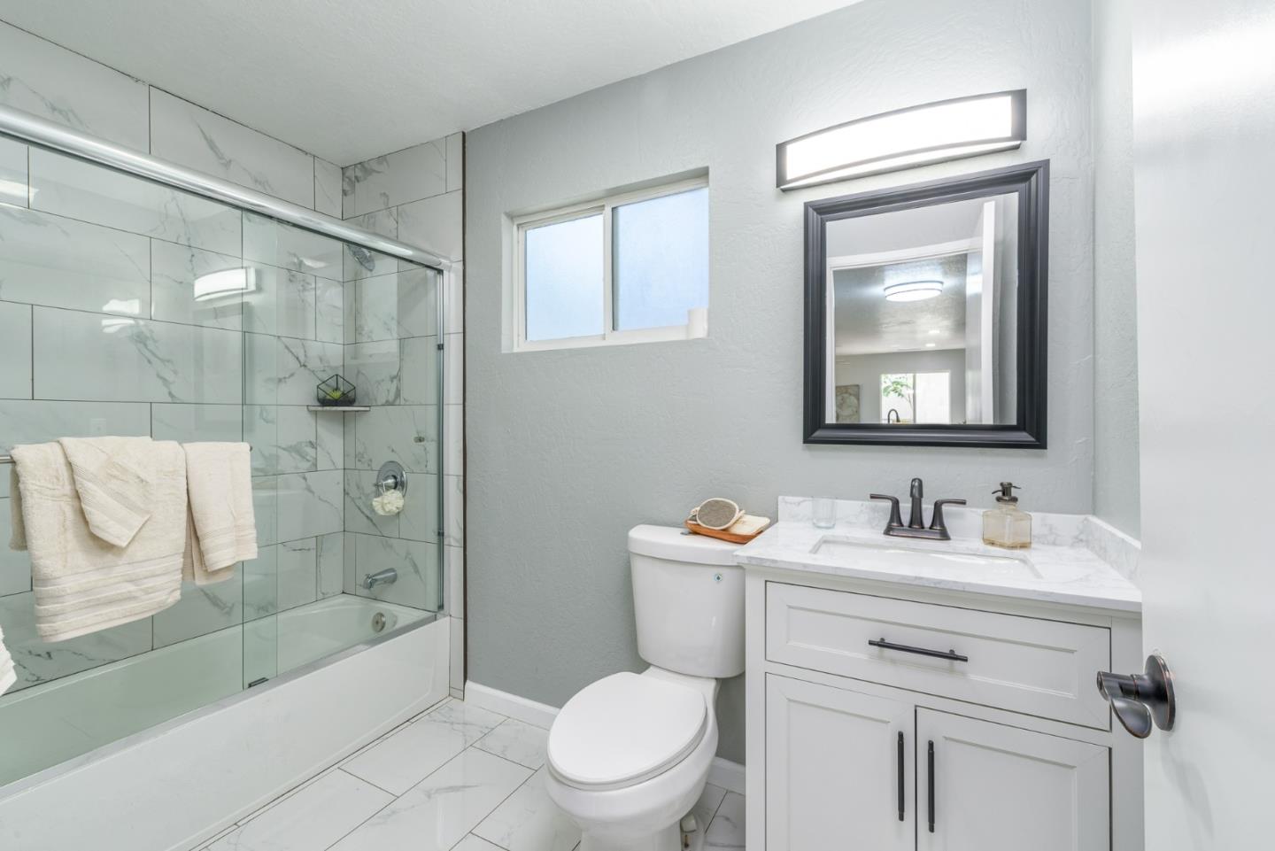 1400 Ritsch Lane Modesto, CA 95351 - Photo 9 of 27 Gallery Image 9