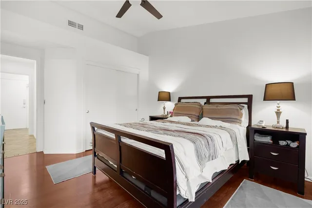 $2,300 | 2800 Linkview Drive, Las Vegas, NV 89134