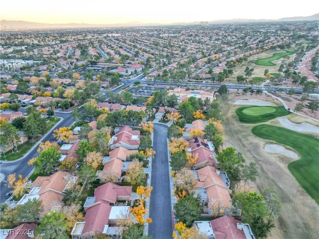 $2,300 | 2800 Linkview Drive, Las Vegas, NV 89134