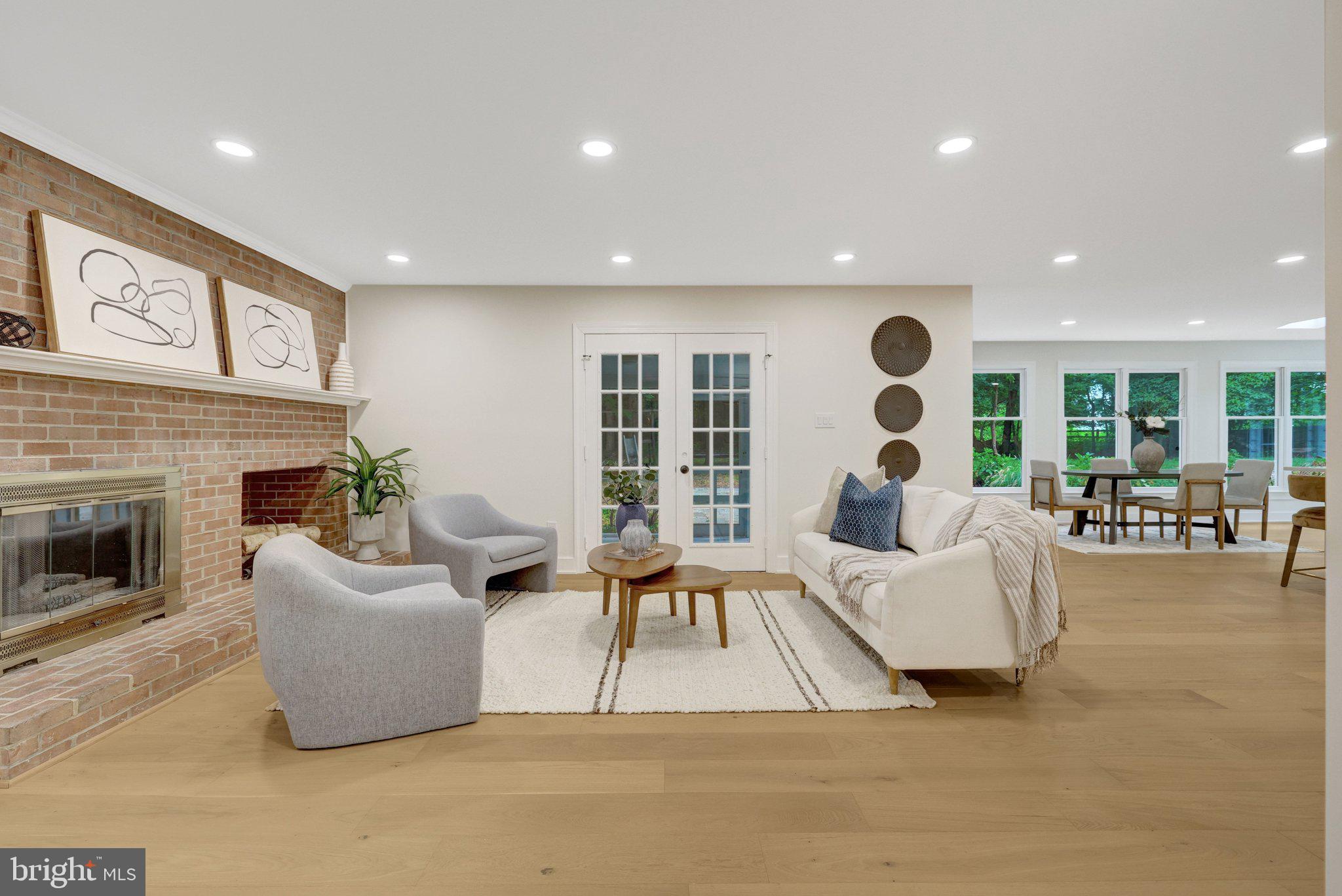 1132 Springvale Road Great Falls, VA 22066 - Photo 15 of 81 Bright and inviting living space.