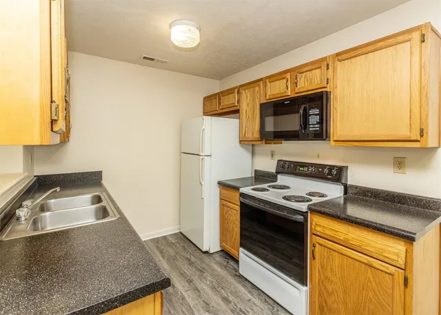 $962 | 11313 Bold Forbes Boulevard, Other, KY 40272