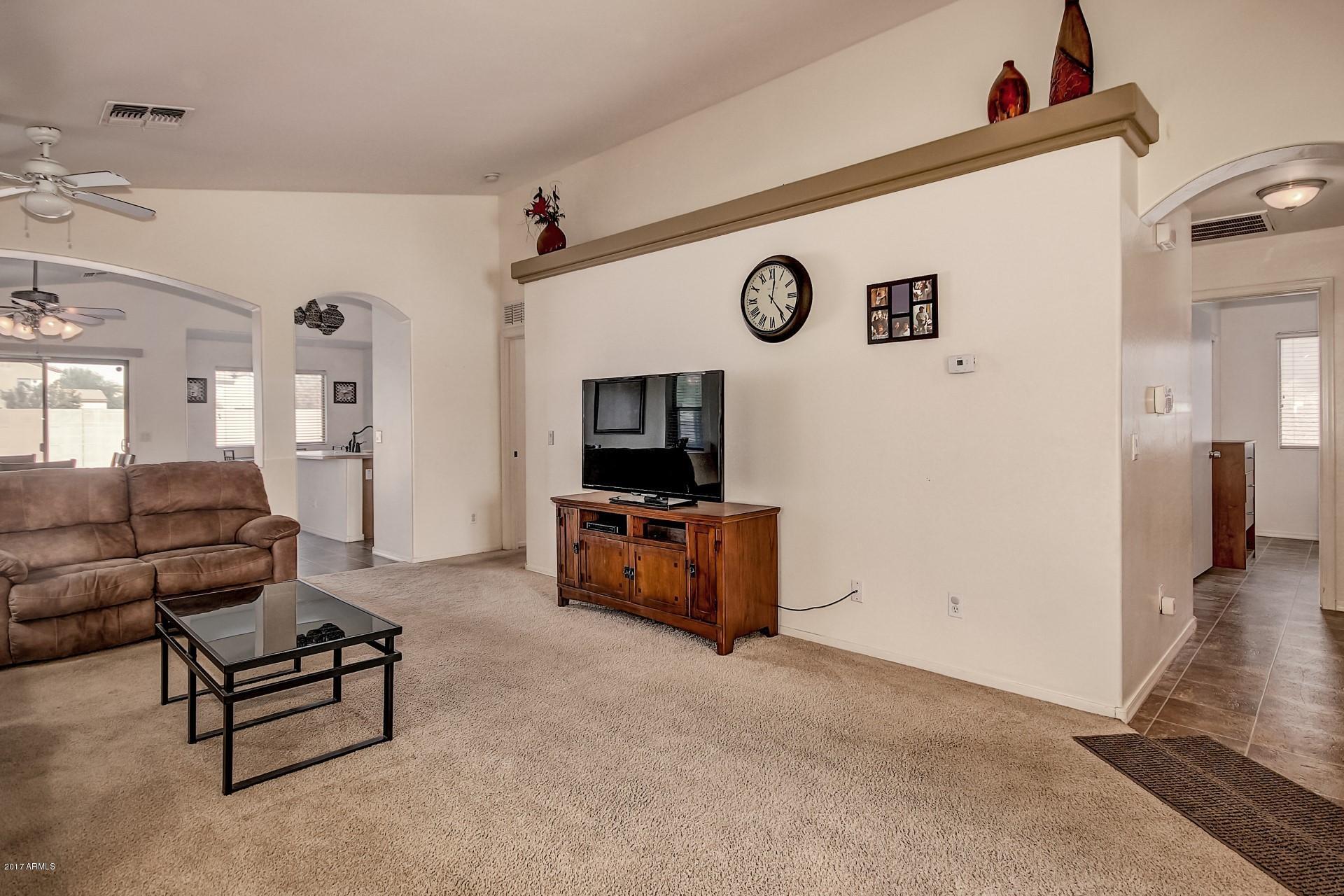 8434 West Payson Road Tolleson, AZ 85353 - Photo 6 of 28 0006-Payson (5)