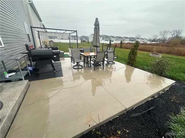 $475,000 | 113 Winterbrook Drive, Amherst, NY 14228