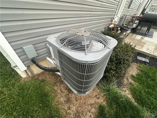 $475,000 | 113 Winterbrook Drive, Amherst, NY 14228