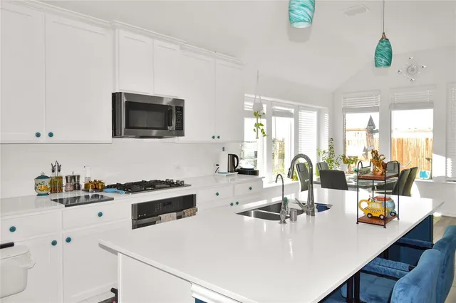 $3,200 | 10018 Farmland Drive, Frisco, TX 75035